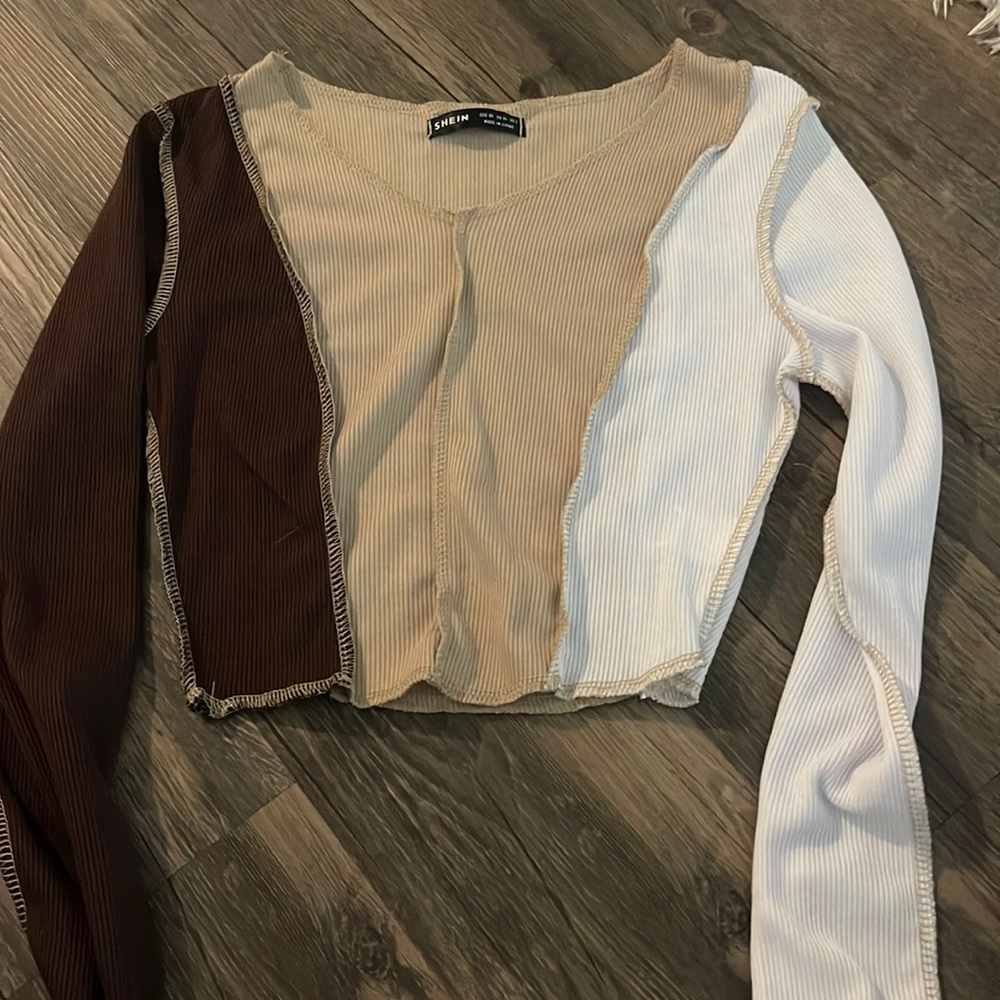 Long sleeve crop